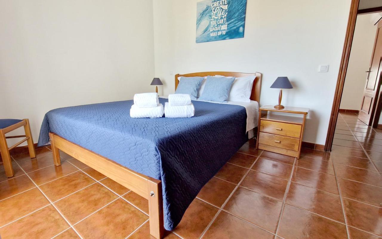 Apartamento Carvalhal クアルテイラ エクステリア 写真